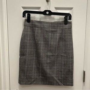 Gray Banana Republic work skirt